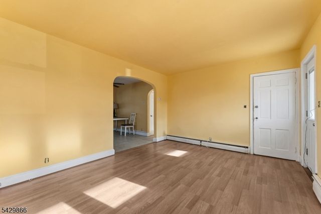 299 Howard St, New Brunswick City, NJ 08901
