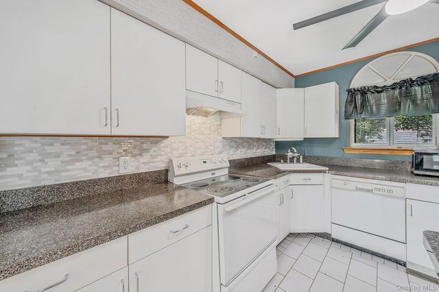 2794 Ocean Avenue, Ronkonkoma, NY 11779