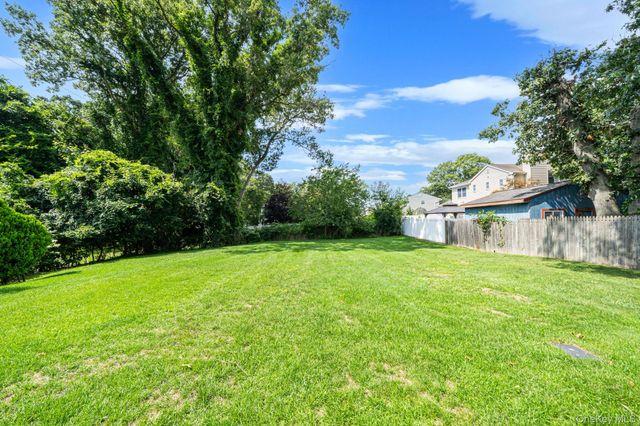 2794 Ocean Avenue, Ronkonkoma, NY 11779