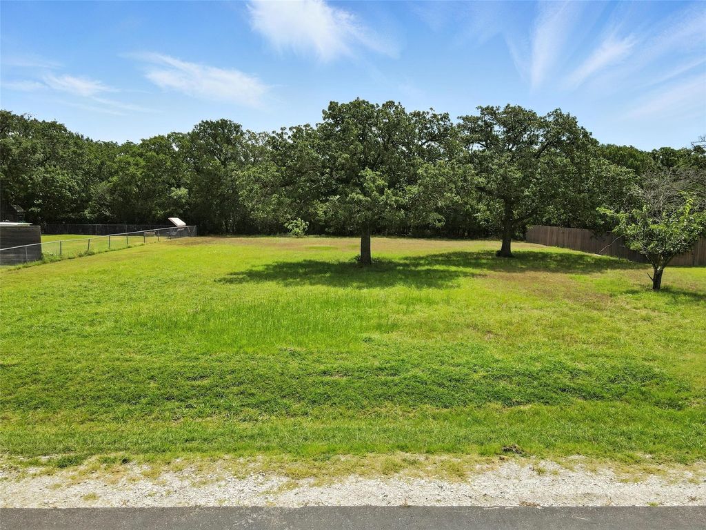 308 Lone Tree Lane, Hickory Creek, TX 75065