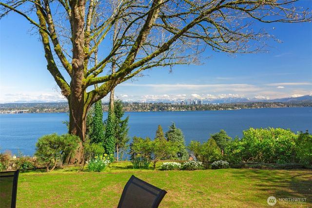 520 36th Avenue E, Seattle, WA 98112