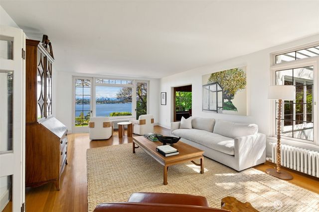 520 36th Avenue E, Seattle, WA 98112