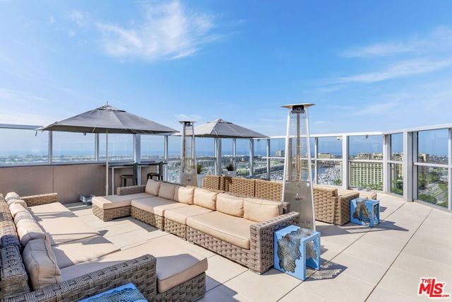 13700 Marina Pointe Drive 415, Marina Del Rey, CA 90292