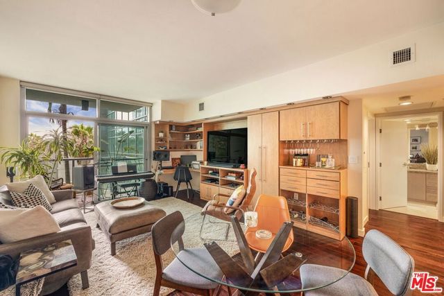 13700 Marina Pointe Drive 415, Marina Del Rey, CA 90292