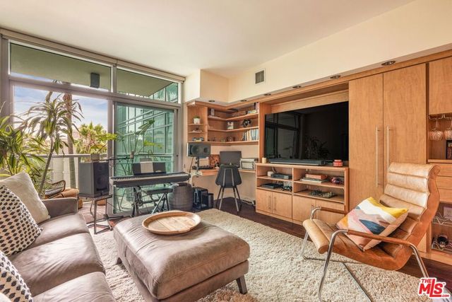 13700 Marina Pointe Drive 415, Marina Del Rey, CA 90292