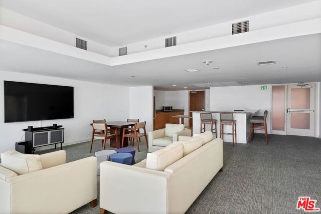 13700 Marina Pointe Drive 415, Marina Del Rey, CA 90292