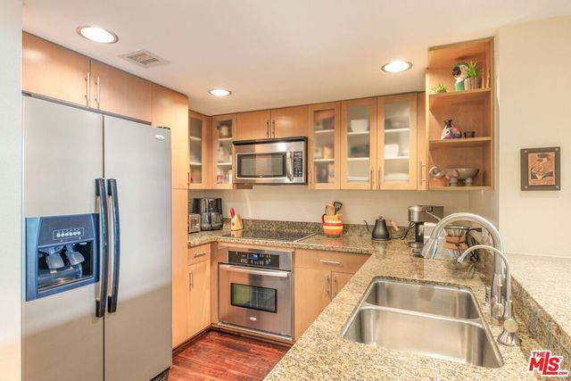 13700 Marina Pointe Drive 415, Marina Del Rey, CA 90292