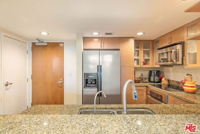 13700 Marina Pointe Drive 415, Marina Del Rey, CA 90292