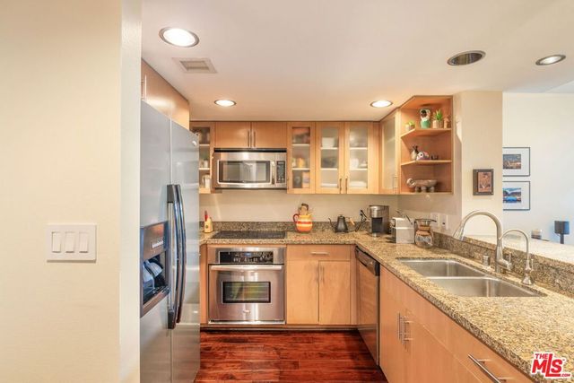 13700 Marina Pointe Drive 415, Marina Del Rey, CA 90292