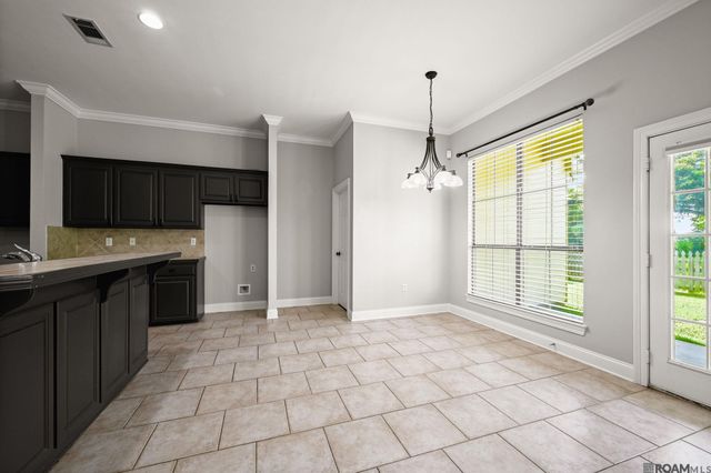 3121 Nicholson Lake Dr, Baton Rouge, LA 70810