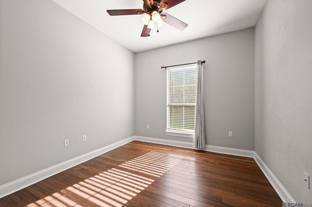 3121 Nicholson Lake Dr, Baton Rouge, LA 70810