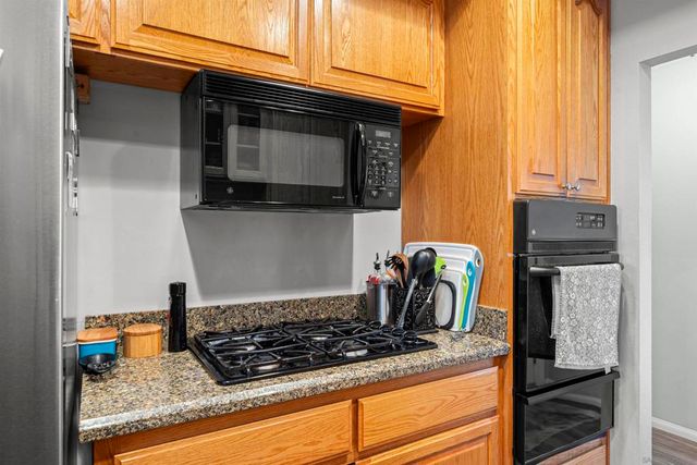 10131 Carreta, Santee, CA 92071