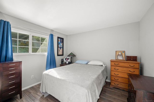 10131 Carreta, Santee, CA 92071