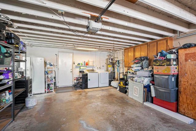 10131 Carreta, Santee, CA 92071