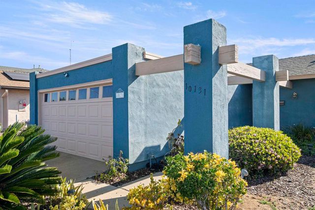 10131 Carreta, Santee, CA 92071