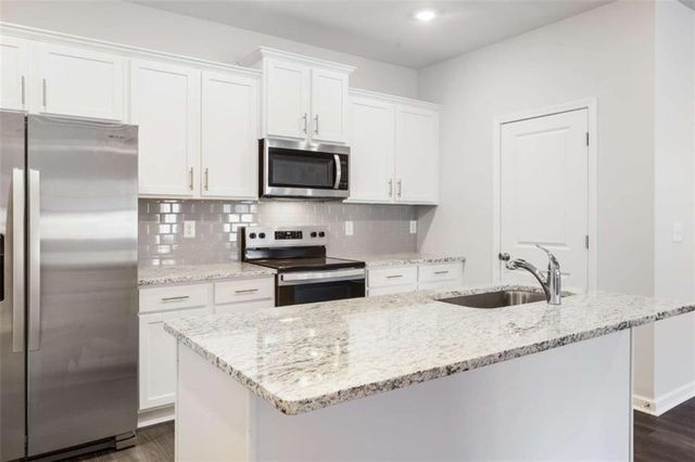 405 Whitehorse Way 40, Conyers, GA 30094