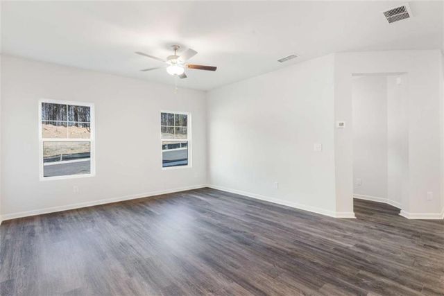 405 Whitehorse Way 40, Conyers, GA 30094