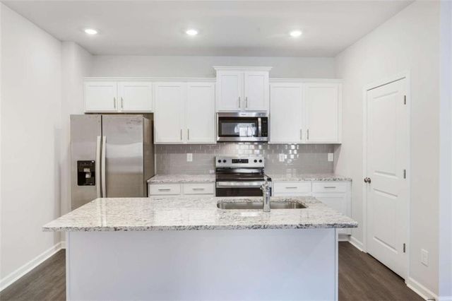 405 Whitehorse Way 40, Conyers, GA 30094