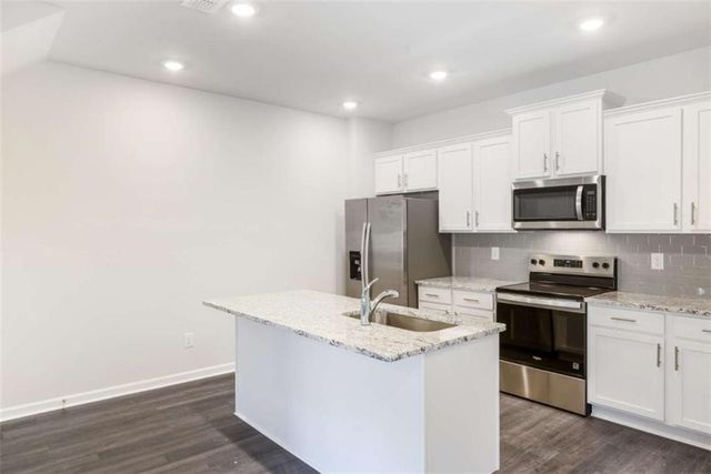 405 Whitehorse Way 40, Conyers, GA 30094