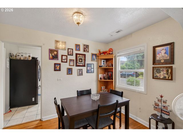 102 NELSON Ave, Kelso, WA 98626
