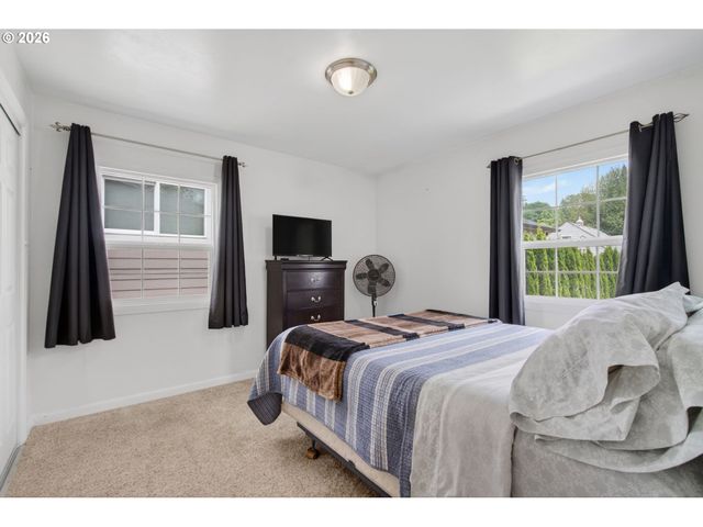 102 NELSON Ave, Kelso, WA 98626