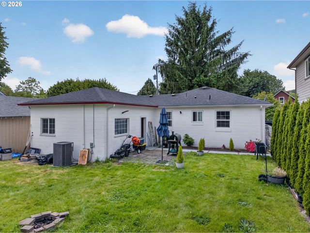 102 NELSON Ave, Kelso, WA 98626