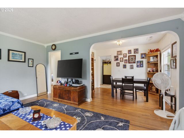 102 NELSON Ave, Kelso, WA 98626