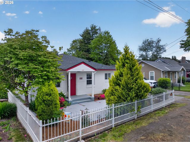 102 NELSON Ave, Kelso, WA 98626
