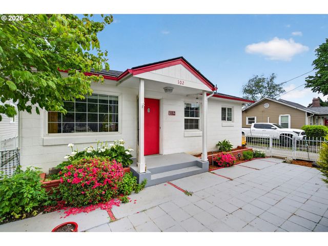 102 NELSON Ave, Kelso, WA 98626