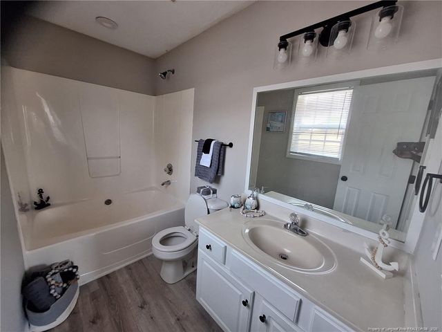 19 Ribbon Oak Court, Sanford, NC 27332