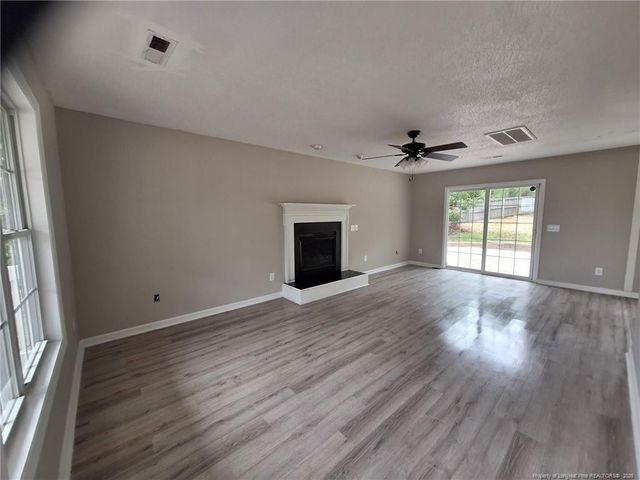 19 Ribbon Oak Court, Sanford, NC 27332