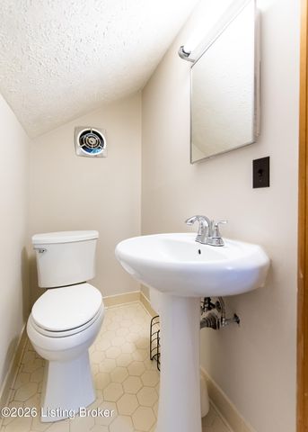 4818 Bellevue Ave, Louisville, KY 40215