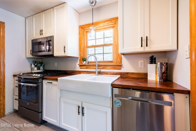 4818 Bellevue Ave, Louisville, KY 40215