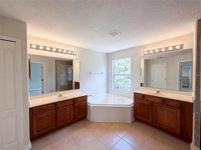 12706 GROVEHURST AVENUE, Winter Garden, FL 34787