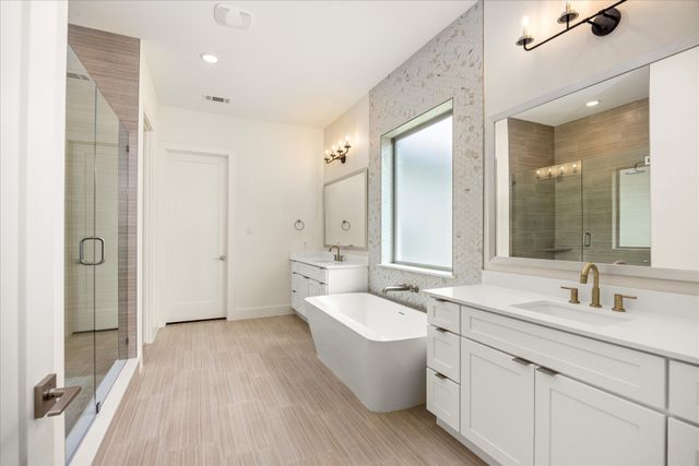 2184 Middlewood Circle, Granbury, TX 76049