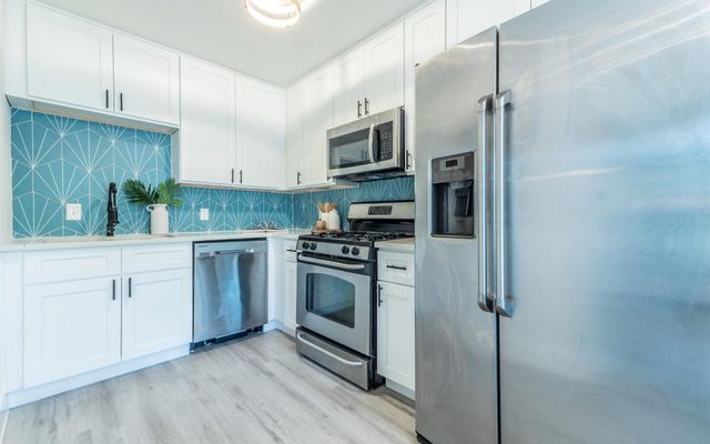 6103 Wing Feather DR, Austin, TX 78744