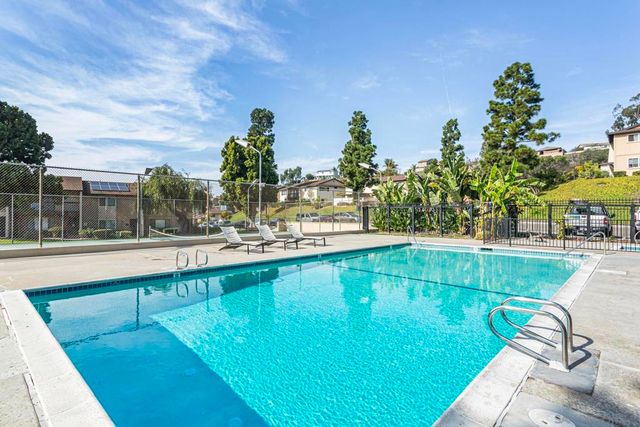 3433 Fairlomas, National City, CA 91950