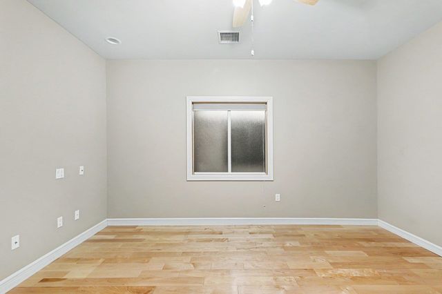1111 N Water Street 111, Bay City, MI 48708