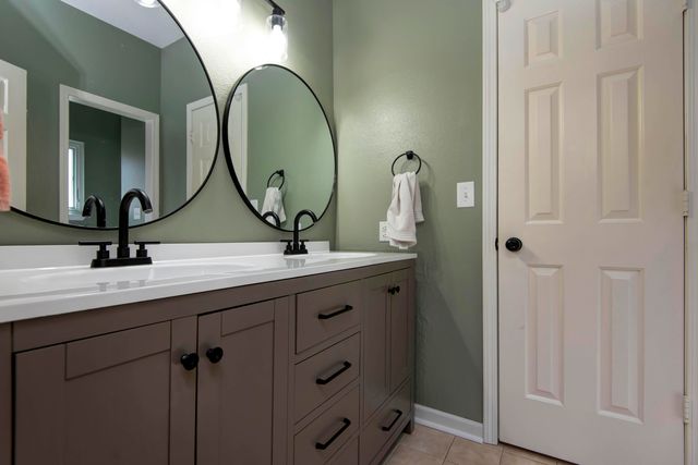 4410 N 8th Street, Ozark, MO 65721