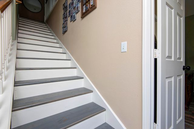 4410 N 8th Street, Ozark, MO 65721