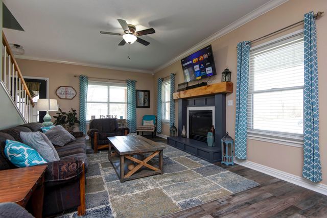 4410 N 8th Street, Ozark, MO 65721