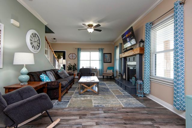 4410 N 8th Street, Ozark, MO 65721