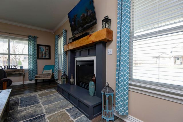 4410 N 8th Street, Ozark, MO 65721