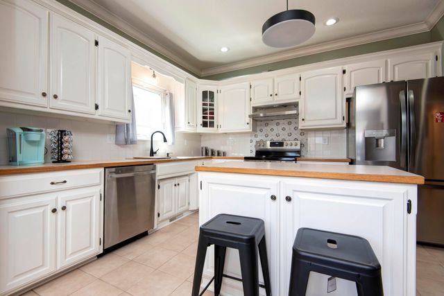 4410 N 8th Street, Ozark, MO 65721