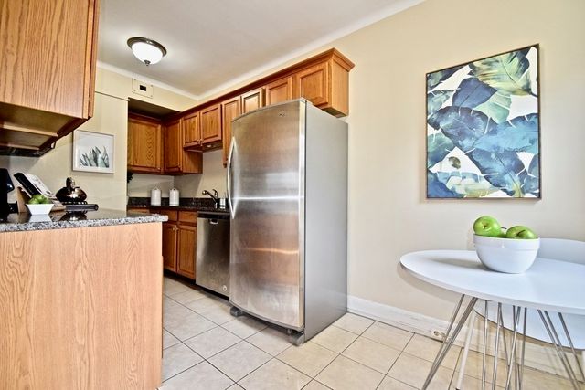 1454 Beacon St 342, Brookline, MA 02446