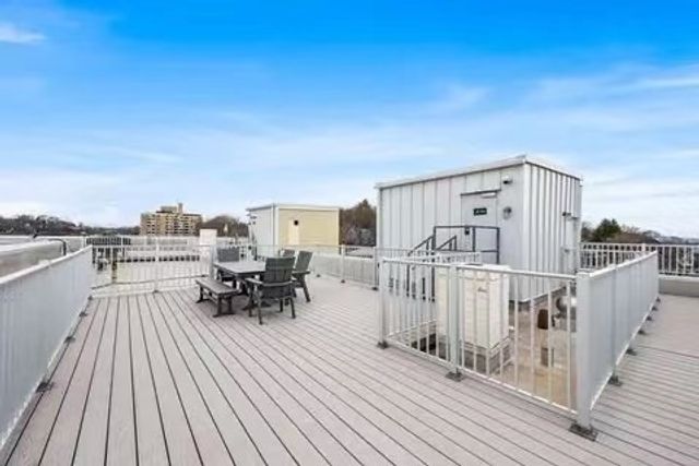 1454 Beacon St 342, Brookline, MA 02446