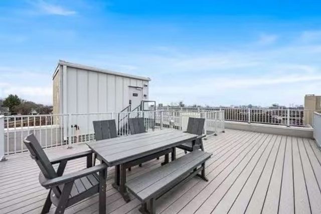 1454 Beacon St 342, Brookline, MA 02446