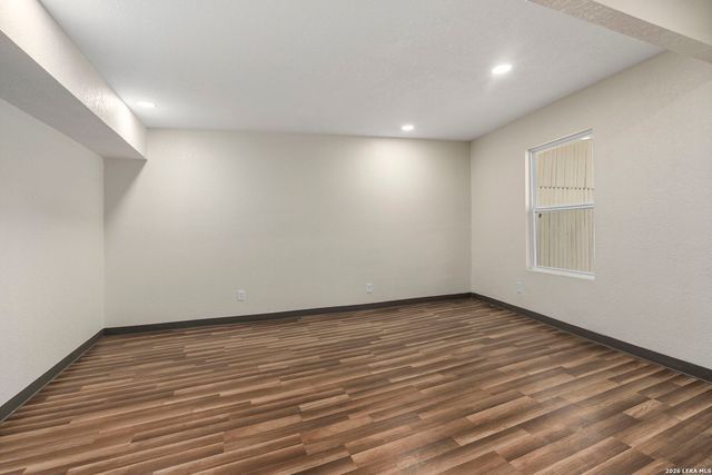 617 E Guenther, San Antonio, TX 78210