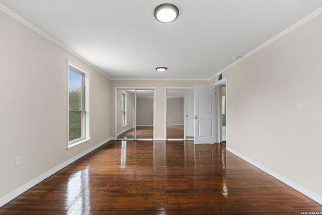 617 E Guenther, San Antonio, TX 78210