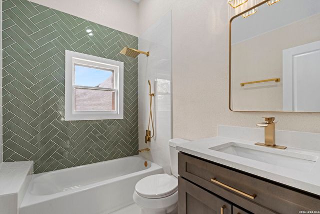 617 E Guenther, San Antonio, TX 78210